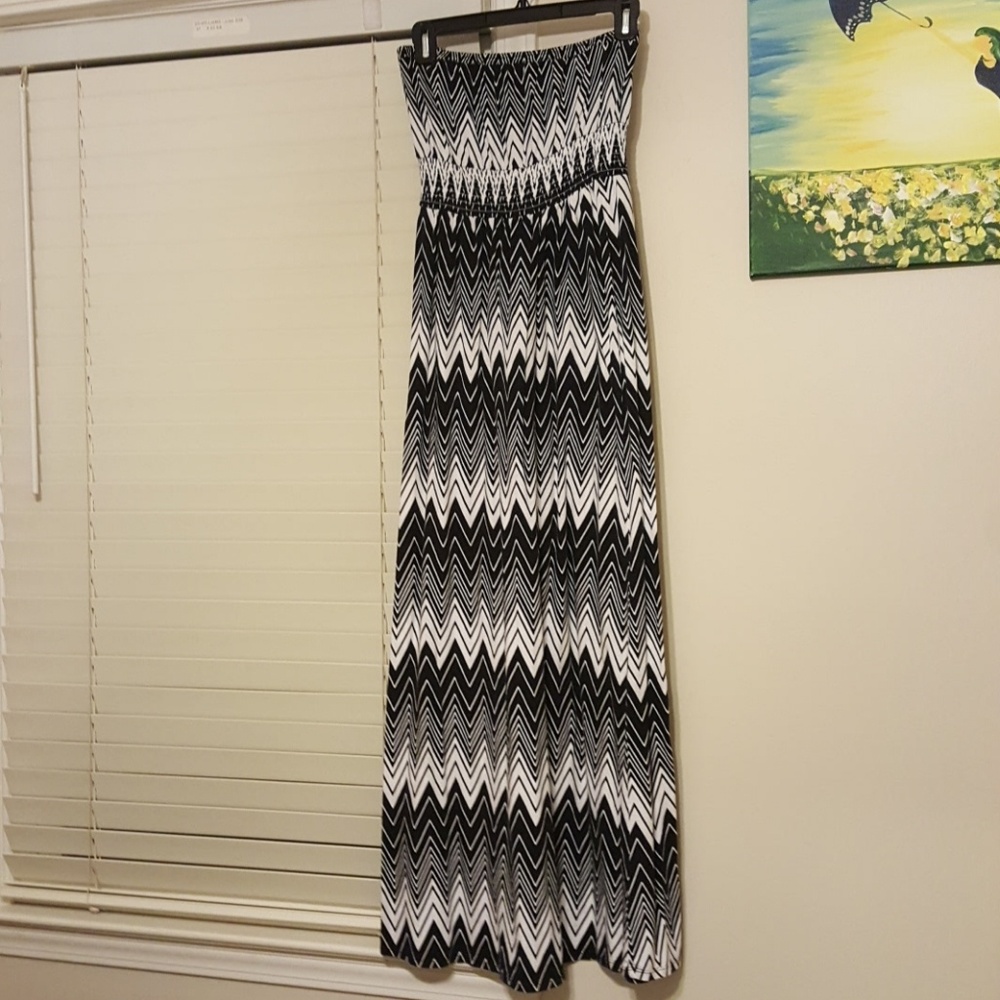 Black and white maxi dress